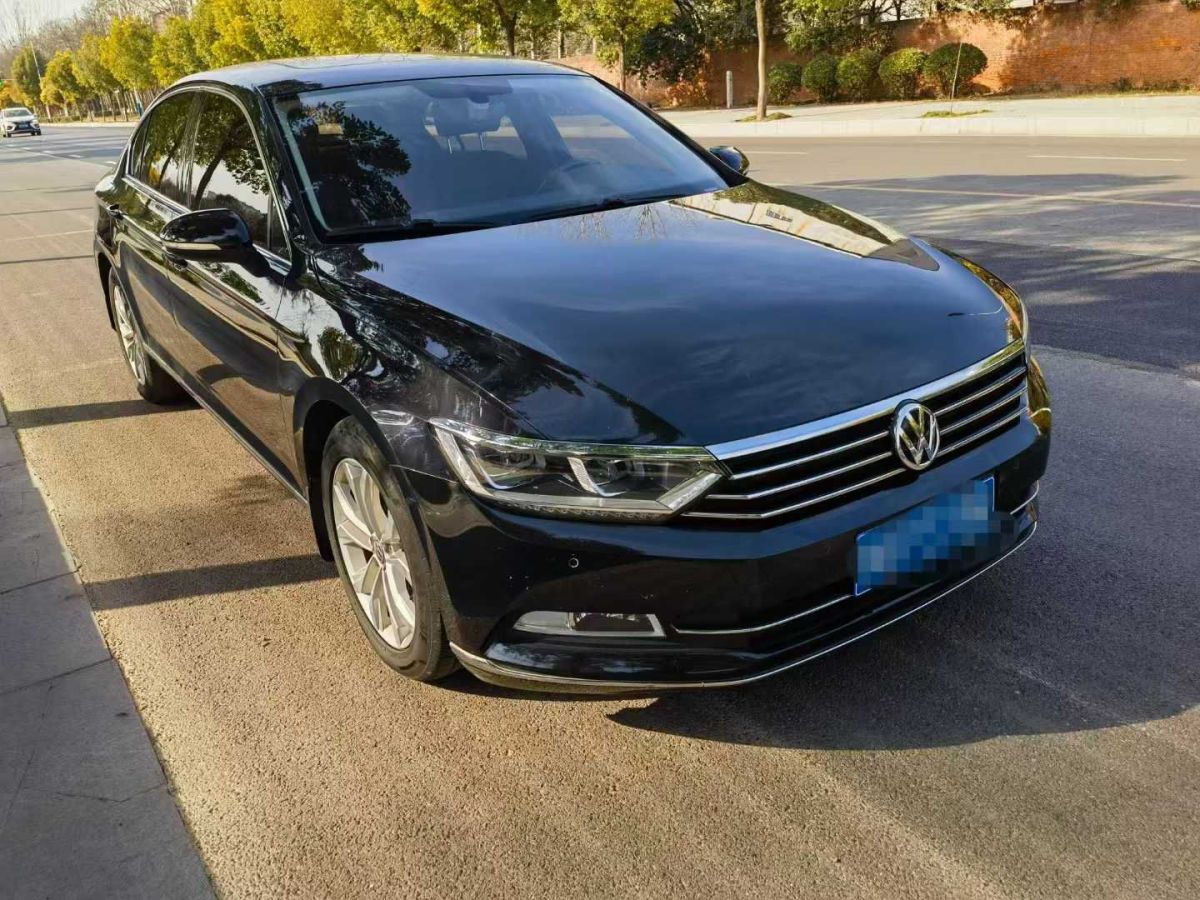 大眾 邁騰  2019款 280TSI DSG 領(lǐng)先型圖片