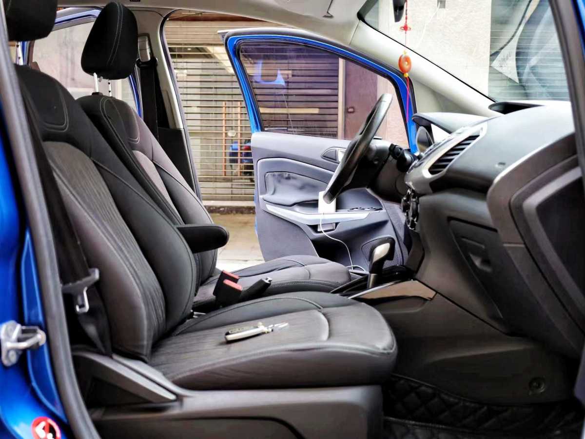 福特 翼搏  2013款 1.5L 自动尊贵型图片