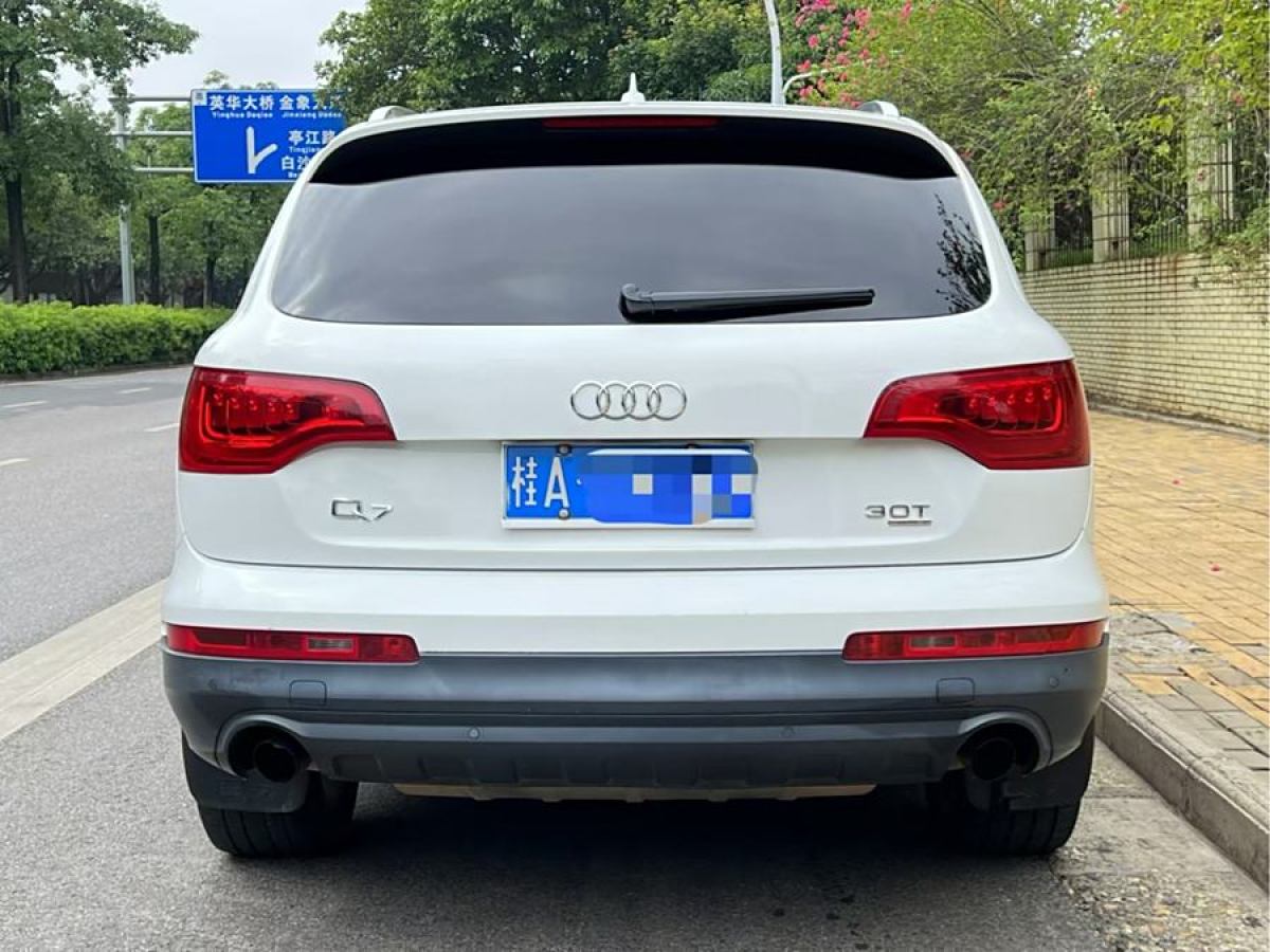 2011年9月奧迪 奧迪Q7  2012款 3.0 TFSI 進取型(200kW)