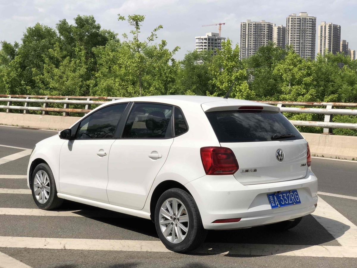 2015年5月大眾 Polo  2014款 1.4L 自動舒適版
