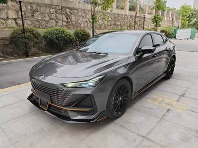 2022年7月 長(zhǎng)安 長(zhǎng)安UNI-V 1.5T 卓越型圖片