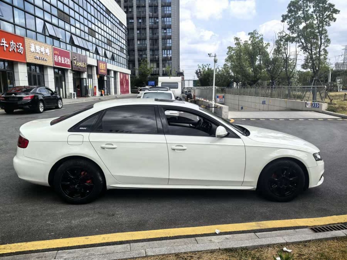 奧迪 奧迪A4L  2012款 2.0 TFSI 自動(dòng)標(biāo)準(zhǔn)型圖片