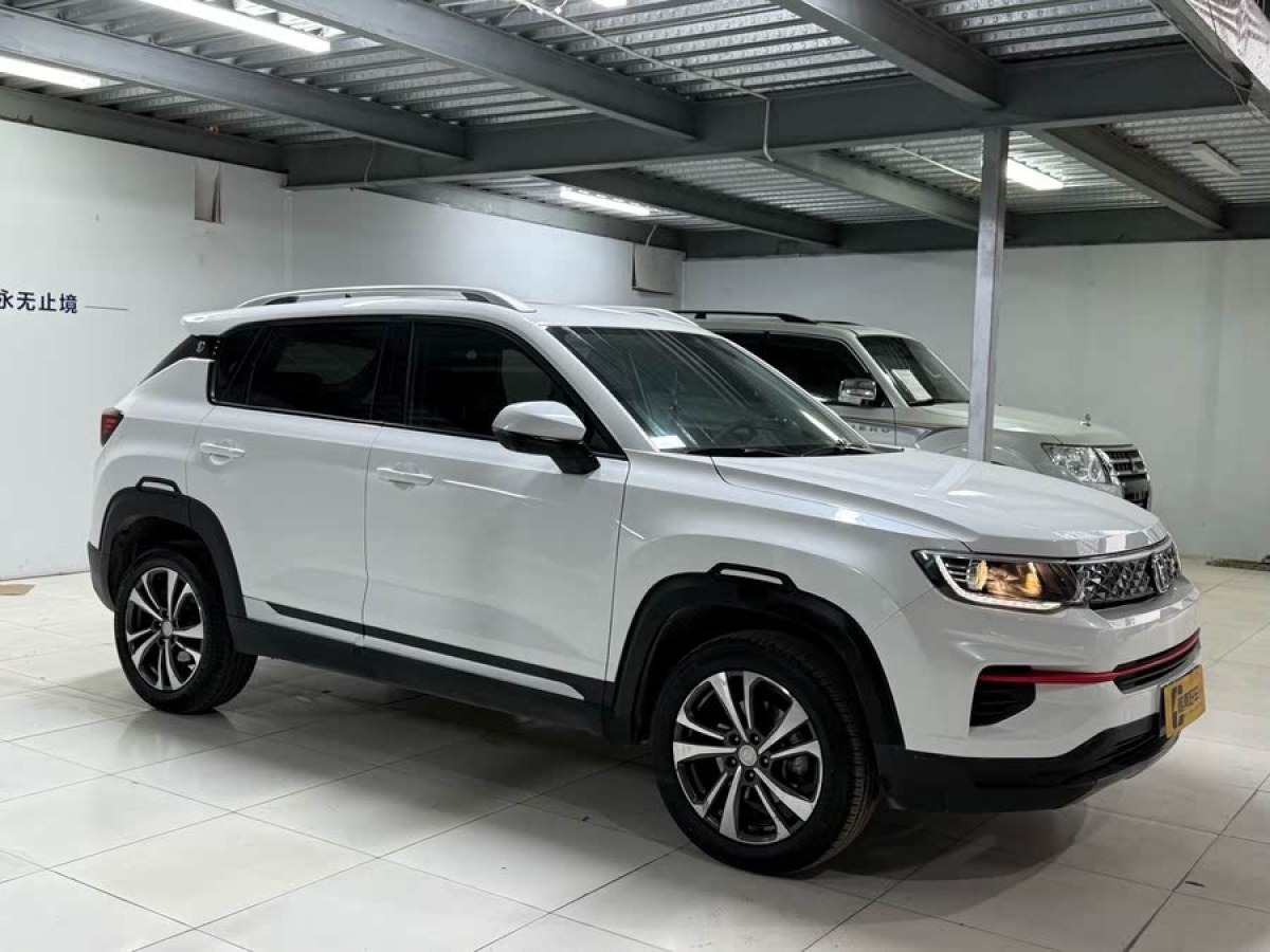 長安 CS35 PLUS  2021款 榮耀百萬版 1.6L CVT豪華版圖片