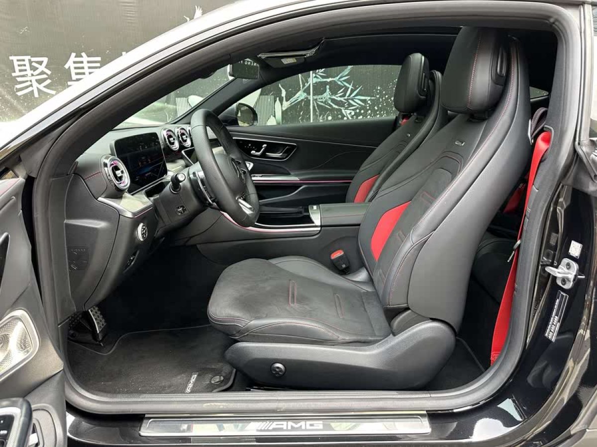 奔馳 奔馳CLE AMG  2024款 AMG CLE 53 4MATIC+ 轎跑車圖片