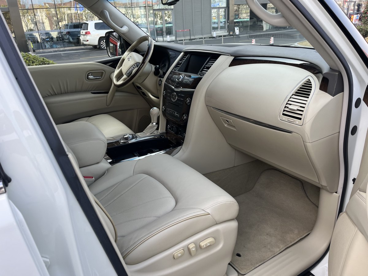 英菲尼迪 QX  2011款 QX56圖片