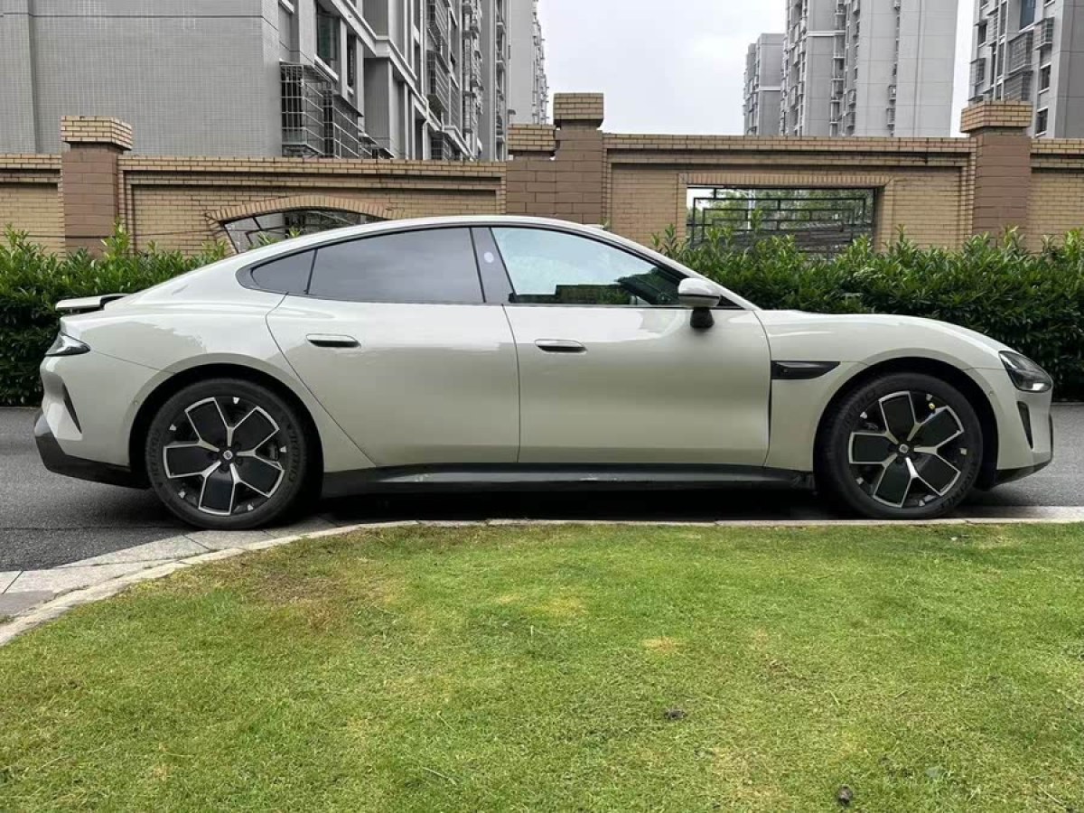 小米 小米SU7  2024款 700km 后驅長續(xù)航智駕版圖片