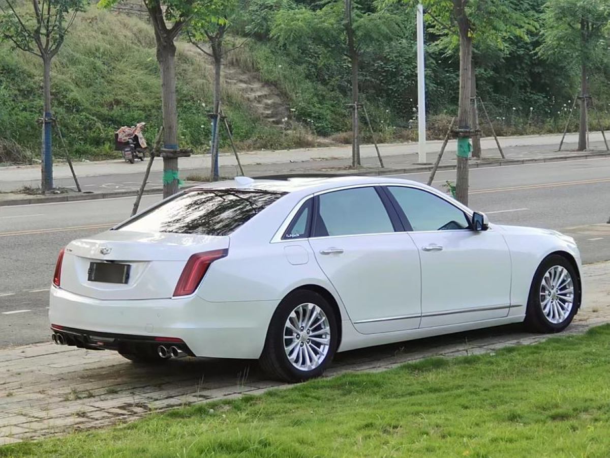 凱迪拉克 CT6  2017款 28T 豪華型圖片