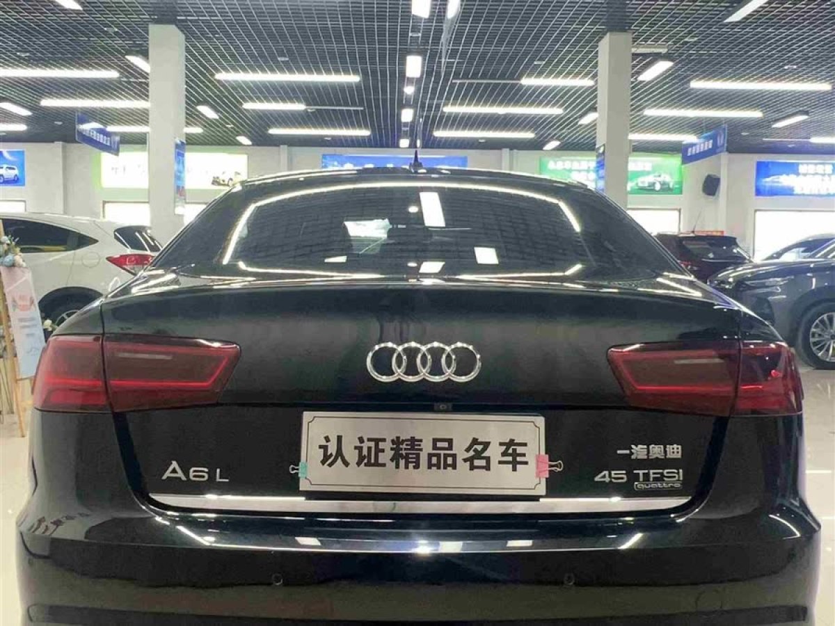 奧迪 奧迪A4L  2018款 30周年年型 45 TFSI quattro 運動型圖片