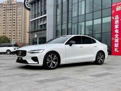 2021年1月 沃爾沃 S60L T4 智遠(yuǎn)運(yùn)動版圖片