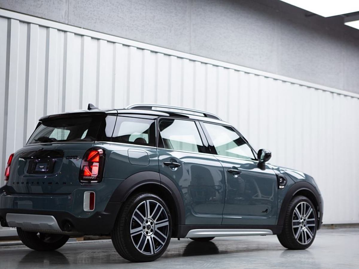 MINI COUNTRYMAN  2023款 改款二 2.0T COOPER S ALL4 鑒賞家圖片