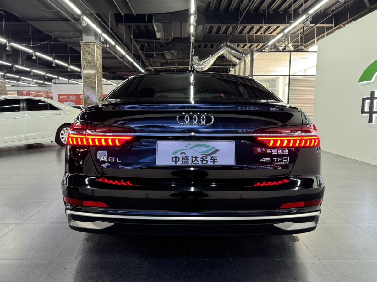 奧迪 奧迪A6L  2023款 改款 45 TFSI quattro 臻選動感型圖片