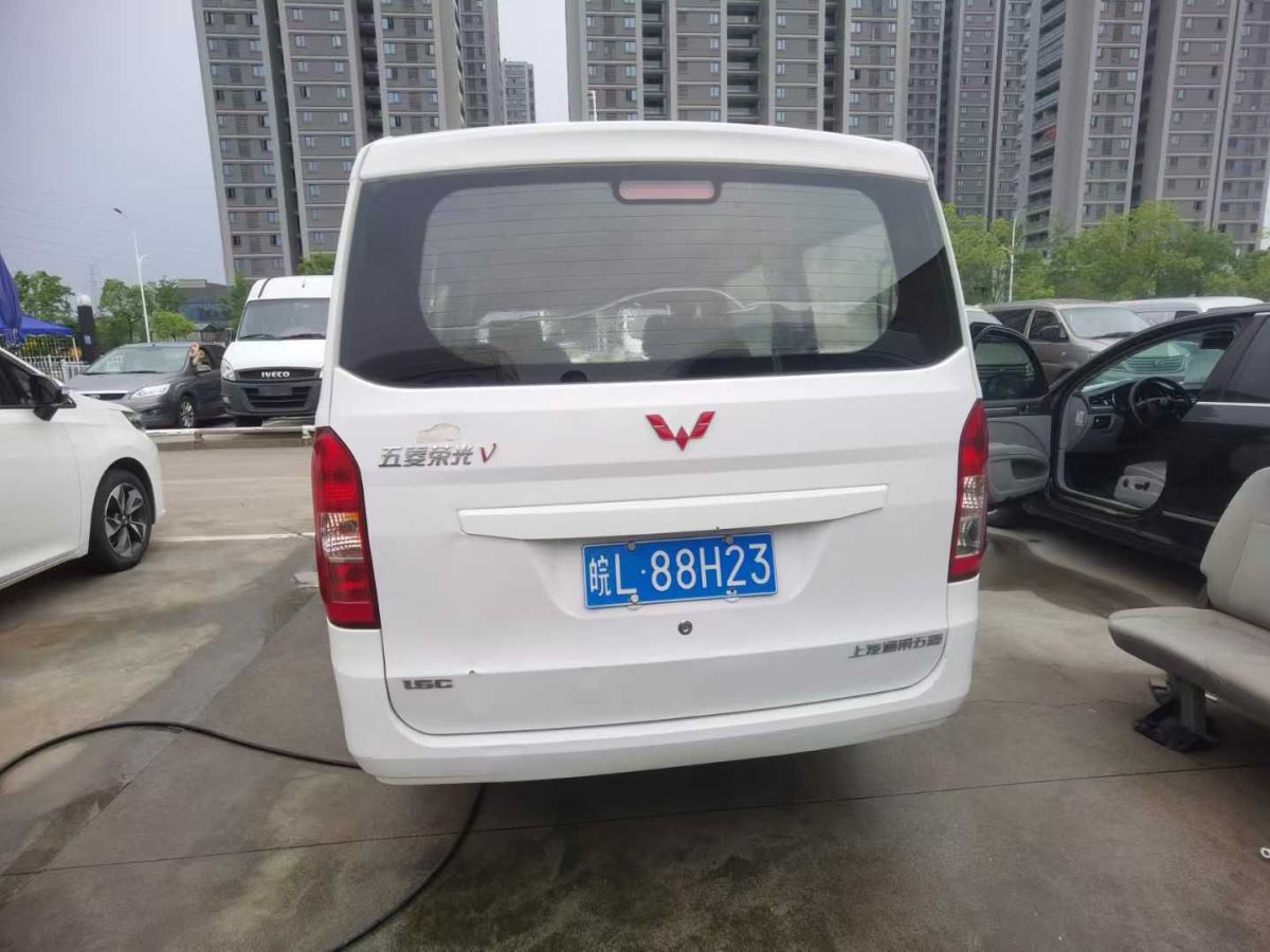 五菱 五菱榮光V  2018款 1.2L標準型圖片