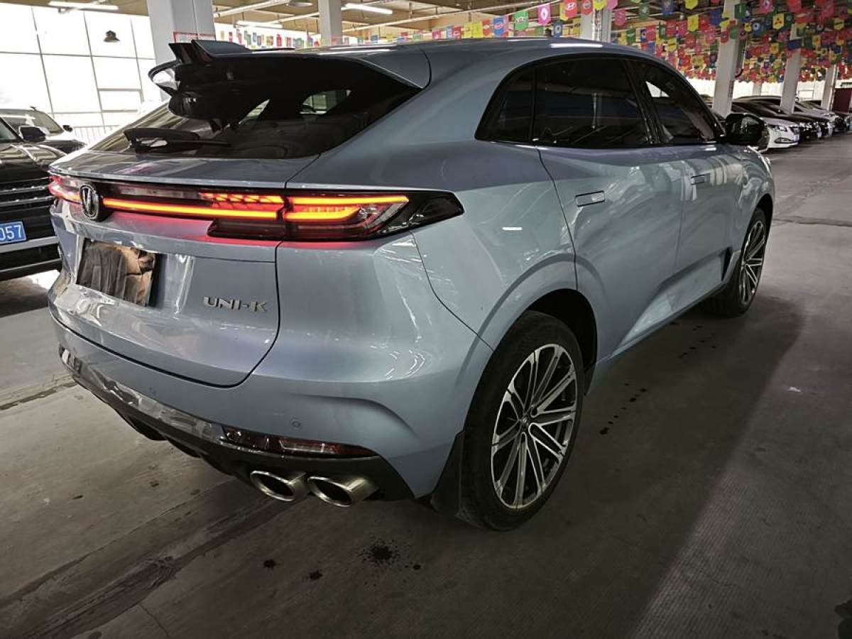 長(zhǎng)安 長(zhǎng)安UNI-K  2021款 2.0T 尊貴型圖片