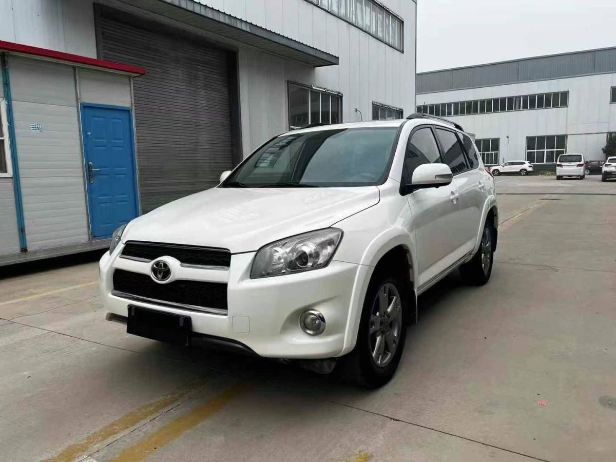 豐田 RAV4  2013款 2.0 兩驅(qū)都市版圖片