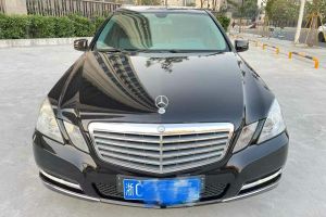 奔馳E級 奔馳 E 260 L CGI優(yōu)雅型