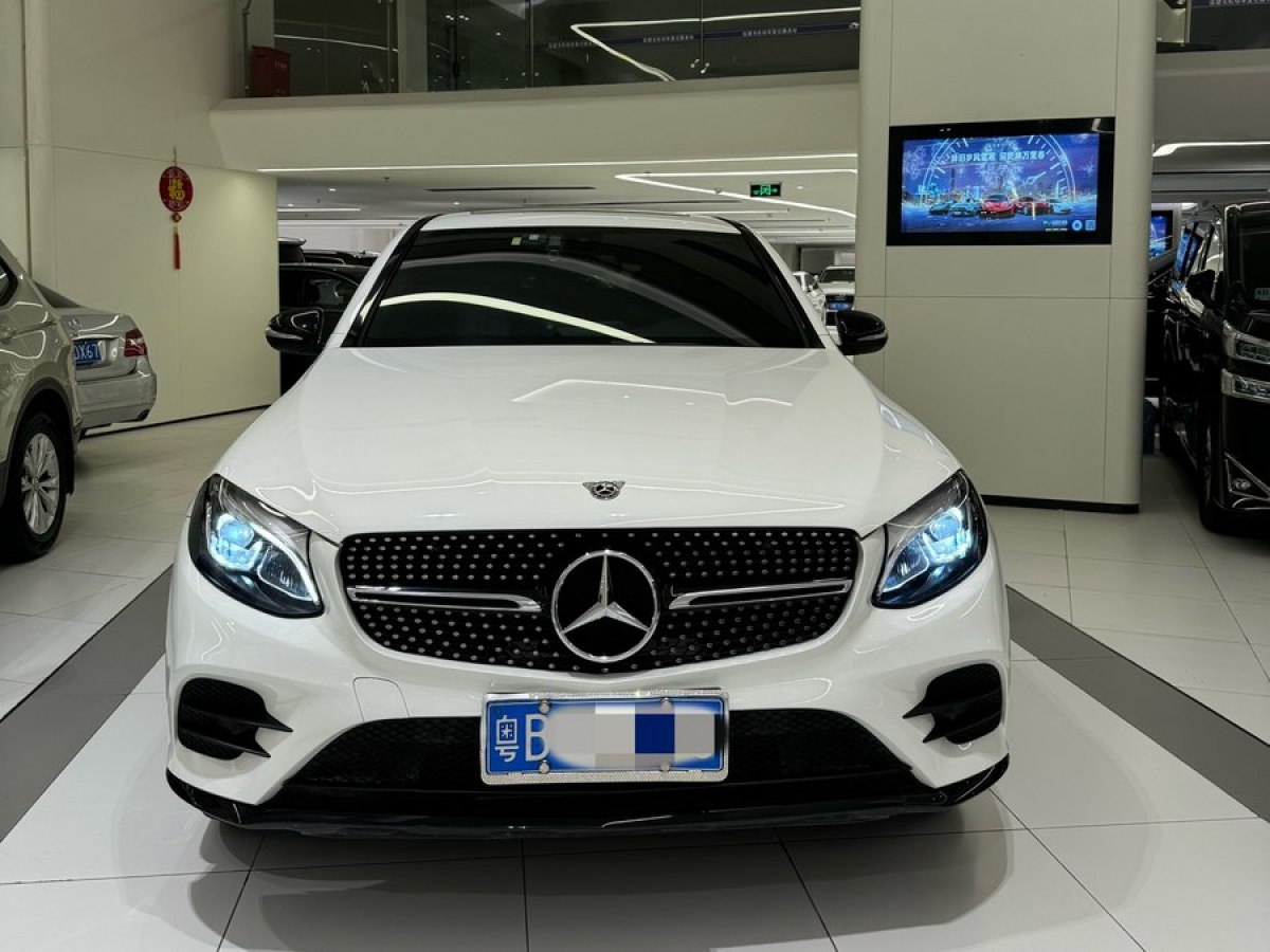 奔馳 奔馳GLC  2022款 改款 GLC 300 4MATIC 轎跑SUV圖片