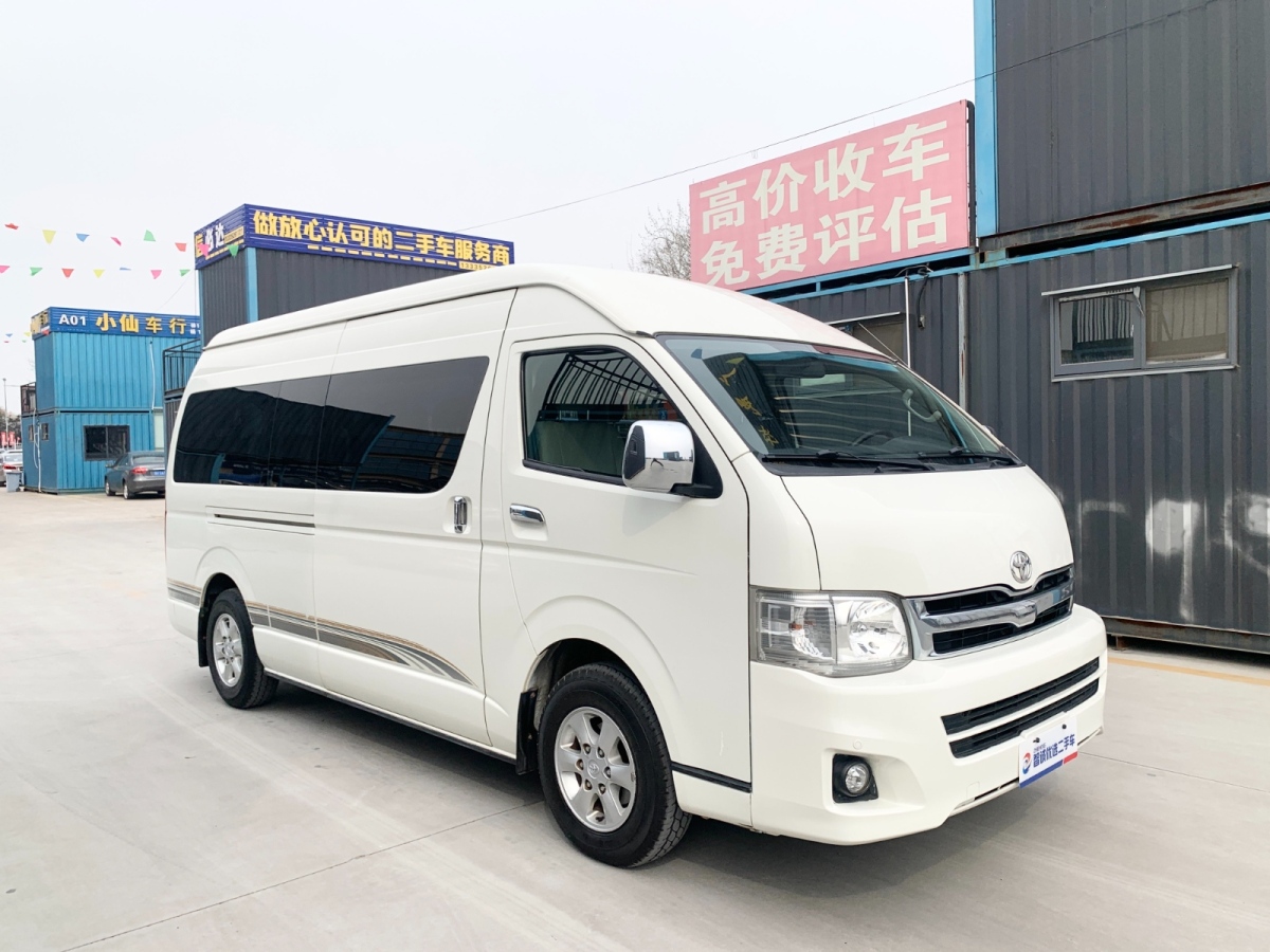 豐田 HIACE  2011款 2.7L自動標(biāo)準(zhǔn)版13座圖片