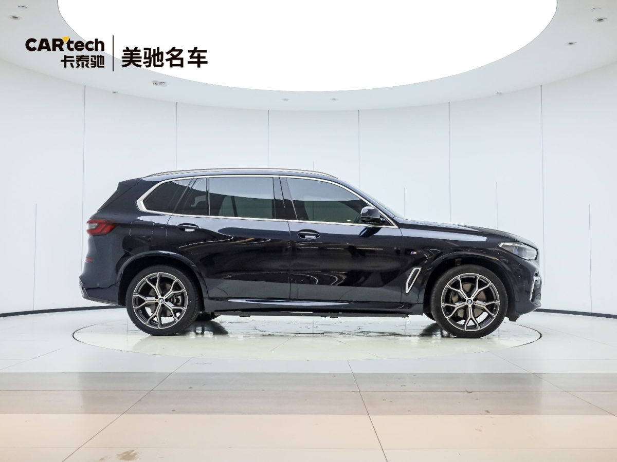 宝马 宝马X5  2022款 改款 xDrive 40Li M运动套装图片