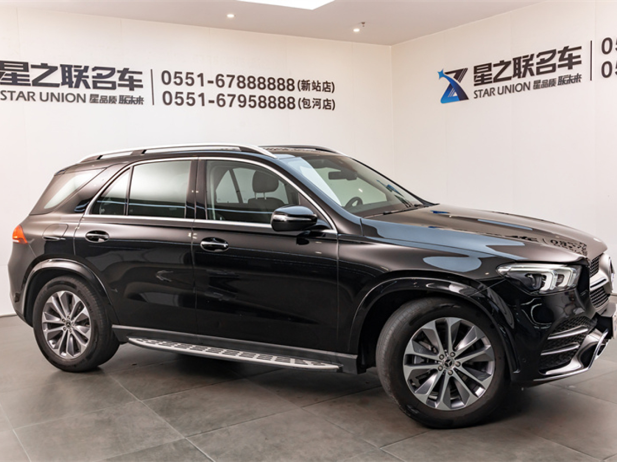 奔驰 奔驰GLE  2022款 GLE 350 4MATIC 时尚型图片