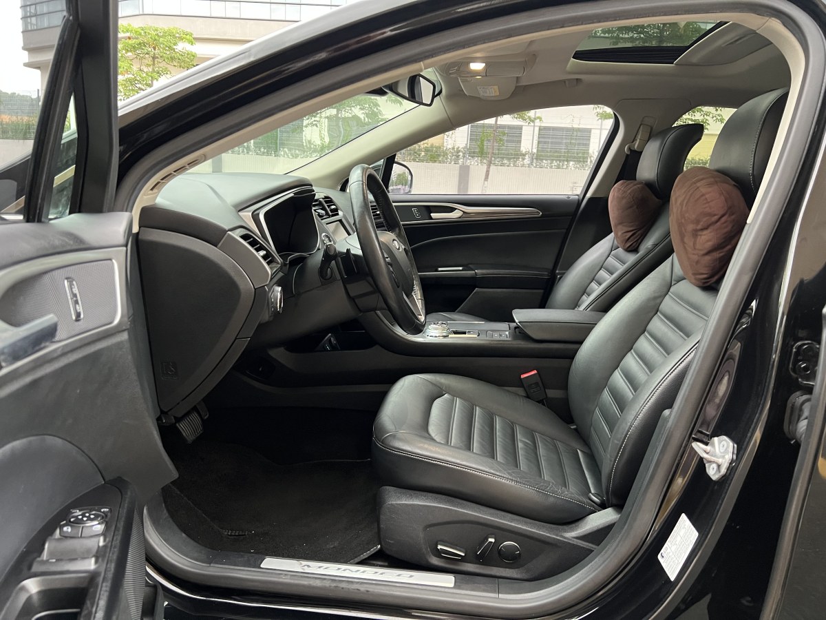 2017年1月福特 蒙迪歐  2017款 改款 EcoBoost 200 時(shí)尚型