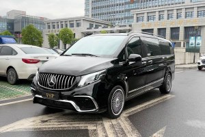 威霆 奔馳 2.0T 商務(wù)版 7座