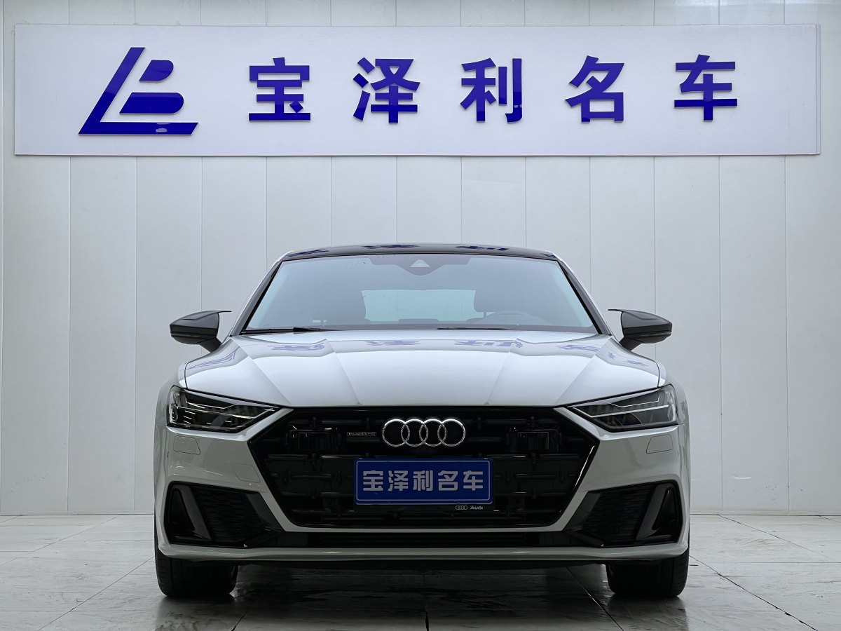 奧迪 奧迪A7L  2024款 45TFSI quattro S-line 見遠(yuǎn)型 流晶套裝圖片