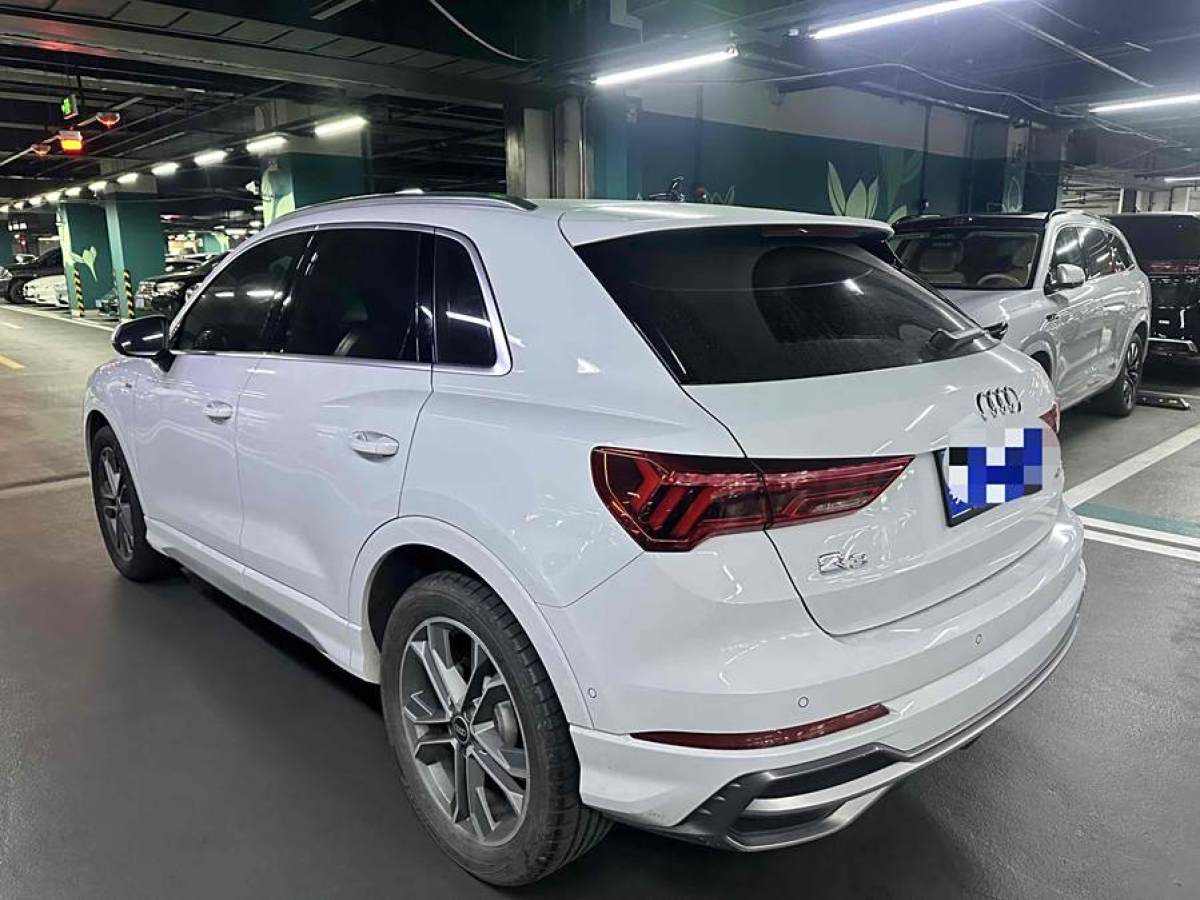 奧迪 奧迪Q3  2022款 40 TFSI 時(shí)尚動(dòng)感型圖片