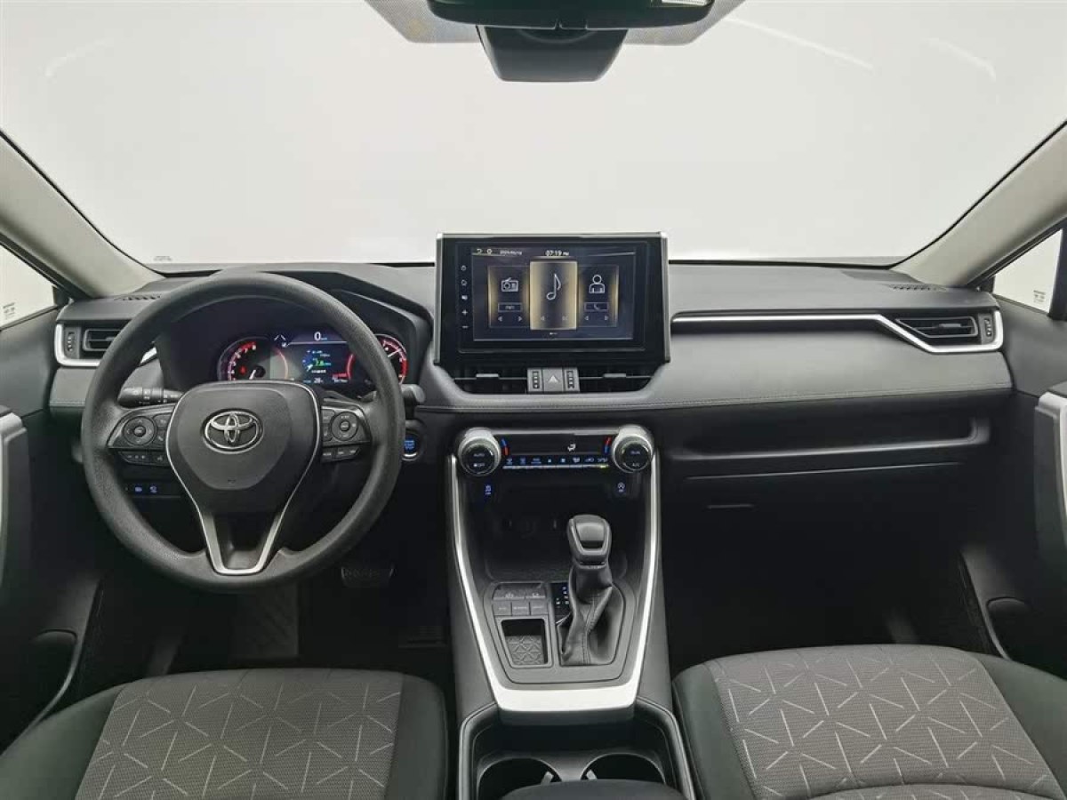豐田 RAV4榮放  2020款 2.0L CVT兩驅(qū)風(fēng)尚版圖片