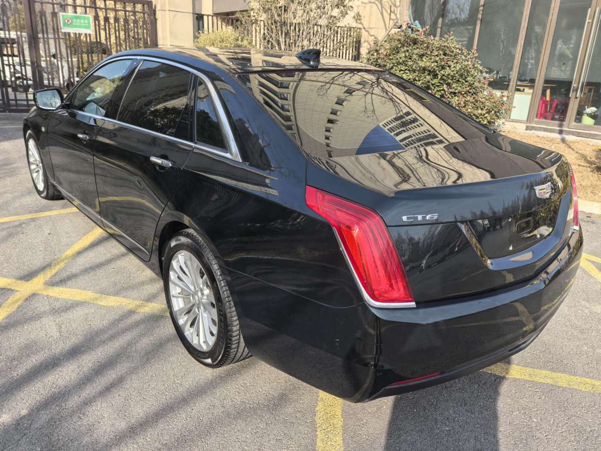 凱迪拉克 CT6  2017款 28T 豪華型圖片