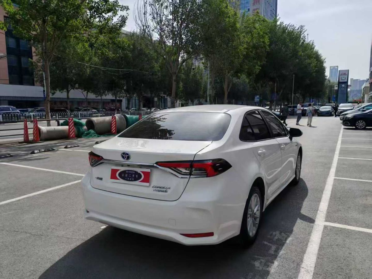 豐田 卡羅拉銳放  2022款 2.0L 先鋒版圖片