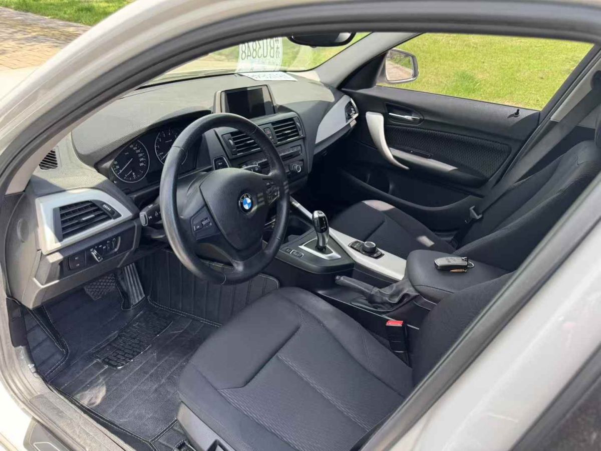 寶馬 寶馬i3  2014款 BMW i3 帶增程發(fā)動機圖片