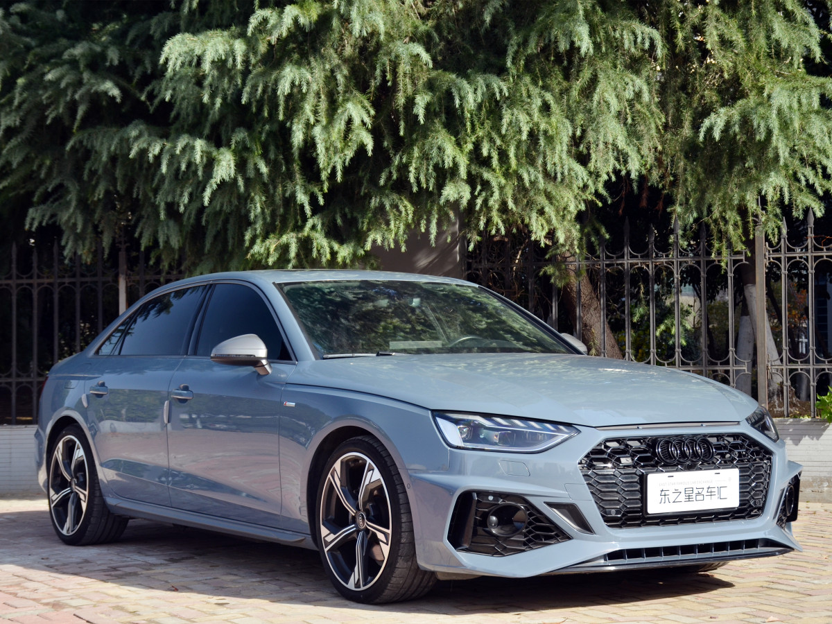 奧迪 奧迪A4L  2022款 40 TFSI quattro RS套件燃速型圖片