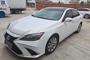 ES 雷克薩斯 350 豪華版