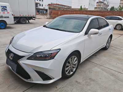 2011年9月 雷克薩斯 ES 350 豪華版圖片