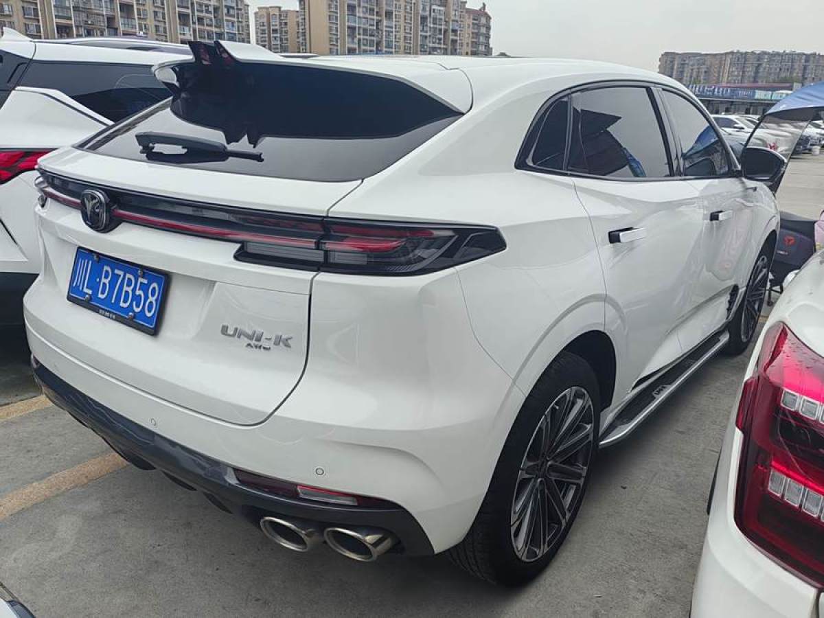 長(zhǎng)安 長(zhǎng)安UNI-K  2021款 2.0T 尊貴型圖片