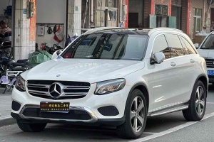 奔驰GLC 奔驰 GLC 260 4MATIC 豪华型