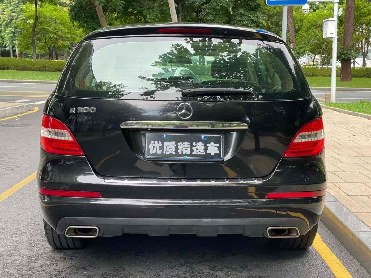奔馳 奔馳R級  2011款 R 300 L 商務型圖片