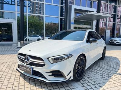 2021年3月 奔馳 奔馳A級(jí)AMG AMG A 35 4MATIC圖片