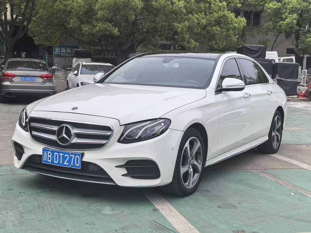 奔馳 奔馳E級  2021款 改款 E 300 L 時尚型圖片