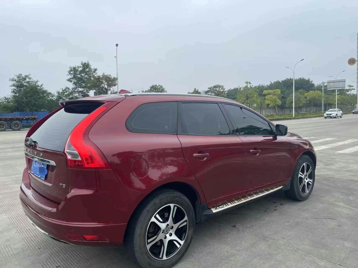 沃爾沃 XC60  2014款 2.0T T5 個(gè)性運(yùn)動(dòng)版(改款)圖片