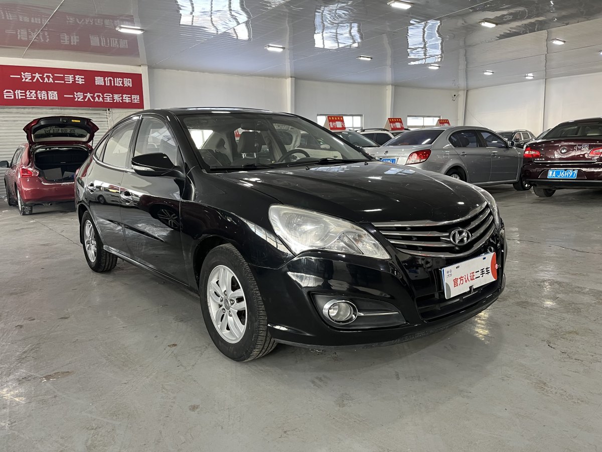 現(xiàn)代 悅動  2011款 1.6L 手動豪華型圖片