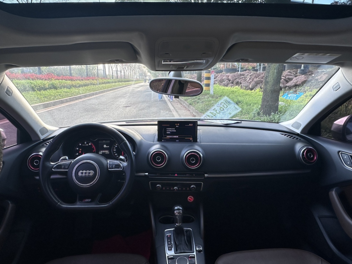 奥迪 奥迪A3  2015款 Sportback 40 TFSI 自动舒适型图片