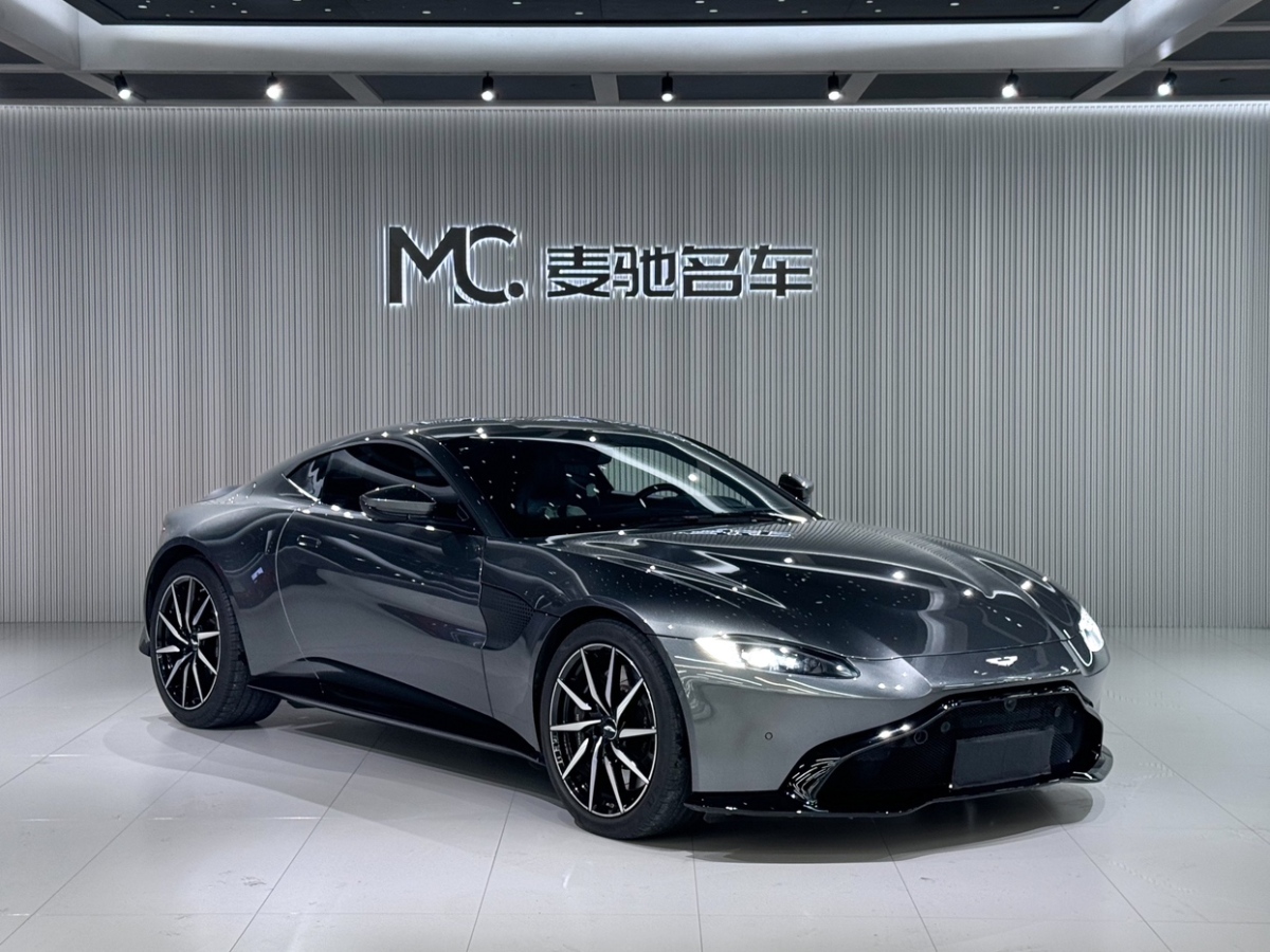 阿斯頓·馬丁 V8 Vantage  2019款 4.0T V8 珊瑚橘圖片