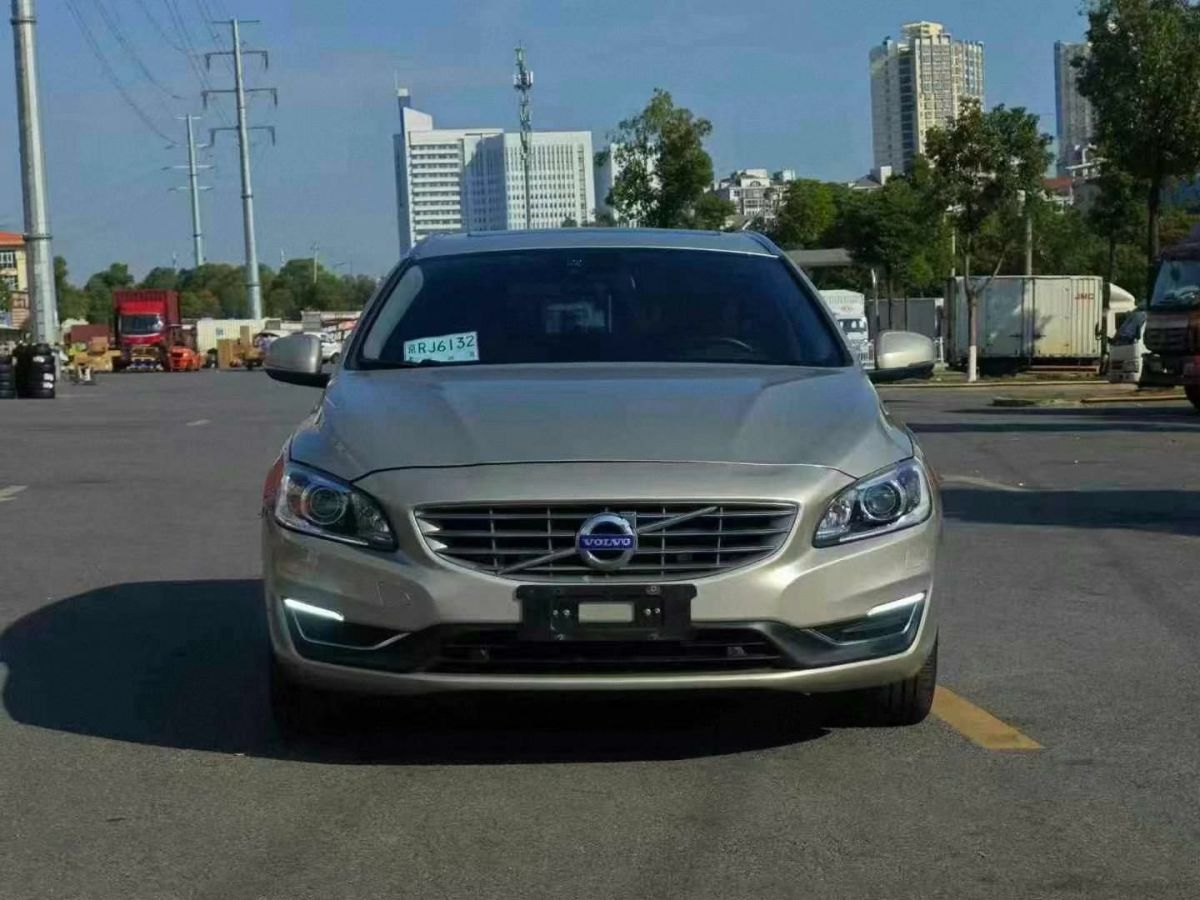 沃爾沃 V60  2017款  Cross Country T5 AWD 國VI圖片