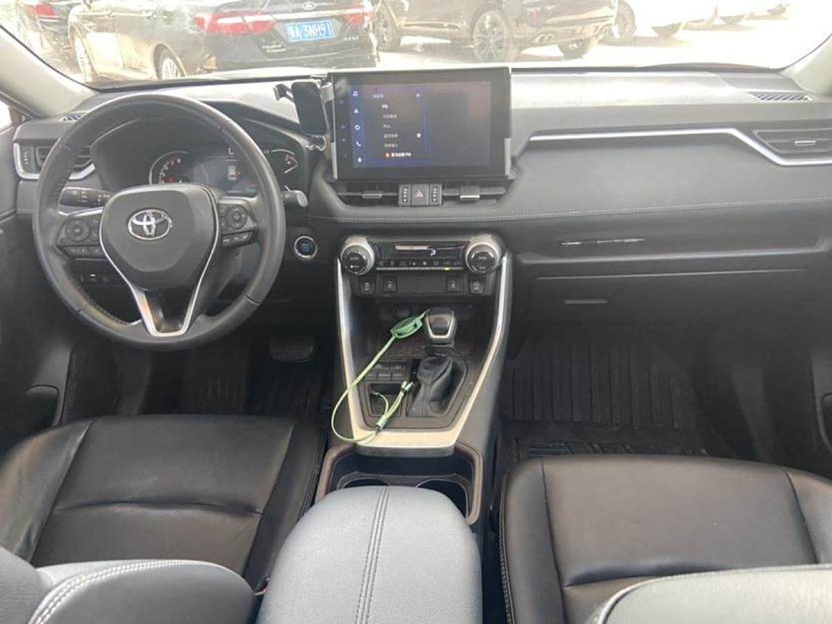 豐田 RAV4榮放  2022款 2.0L CVT兩驅(qū)風(fēng)尚版圖片