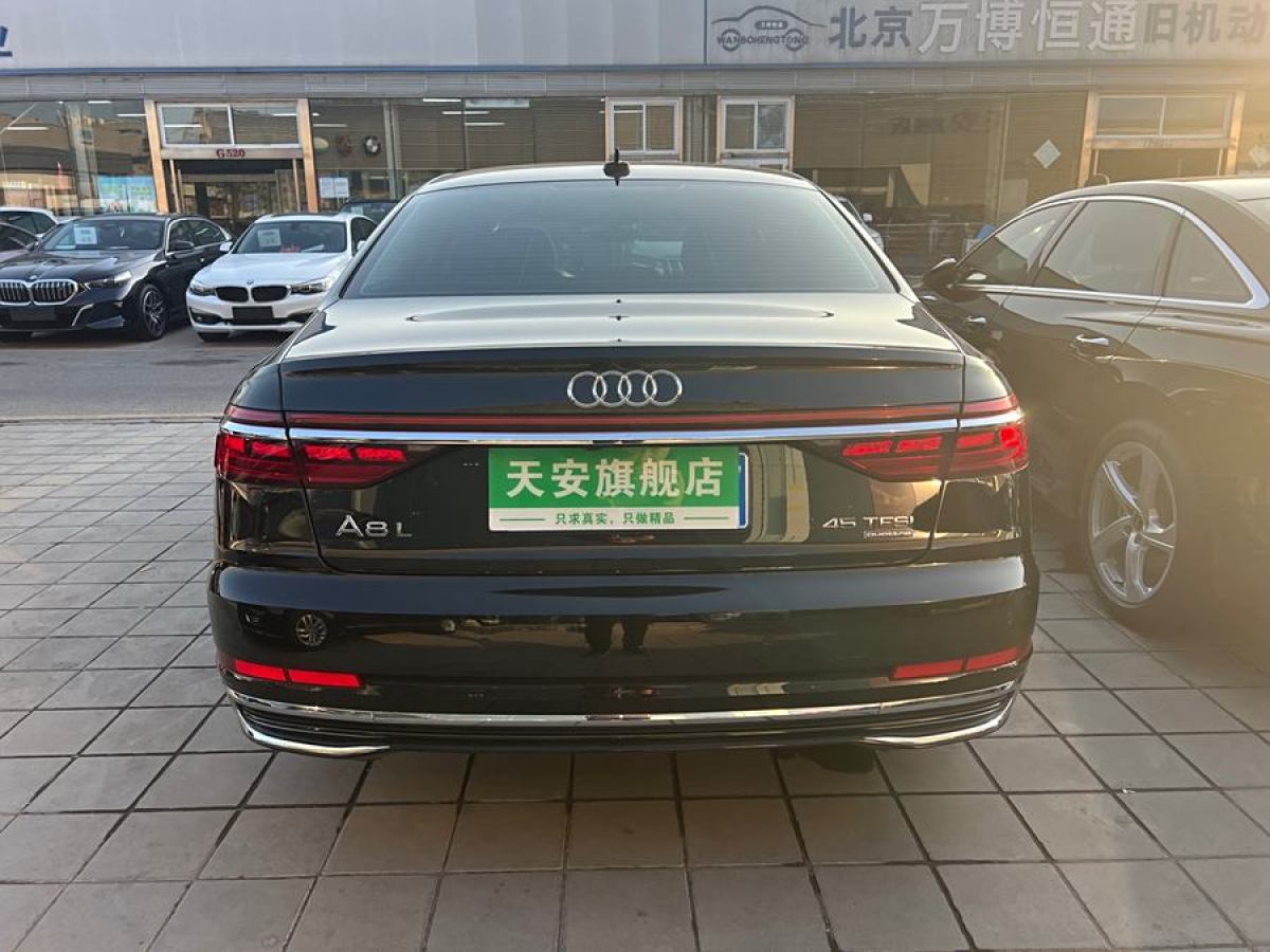 奧迪 奧迪A8  2023款 A8L 45 TFSI quattro 豪華型圖片