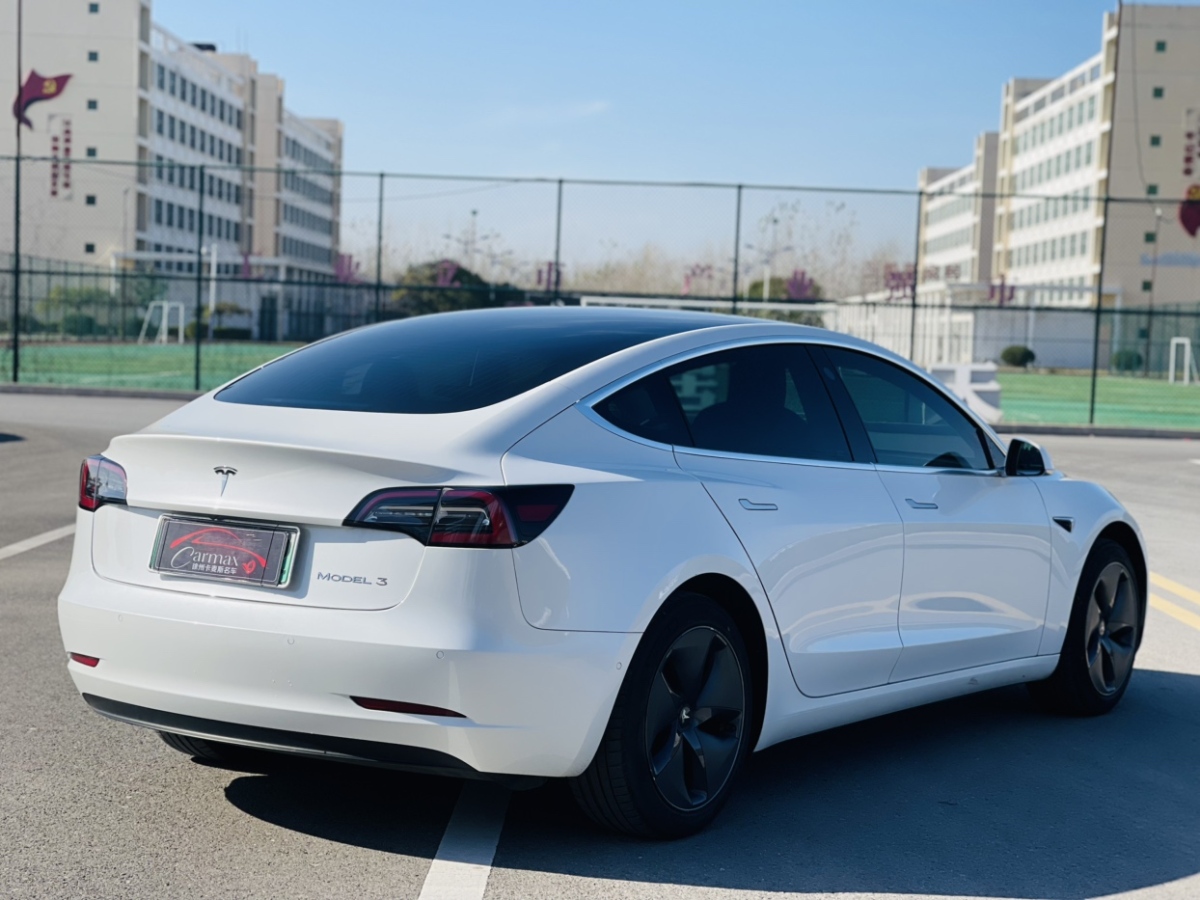 特斯拉 Model 3  2019款 標(biāo)準(zhǔn)續(xù)航后驅(qū)升級(jí)版圖片