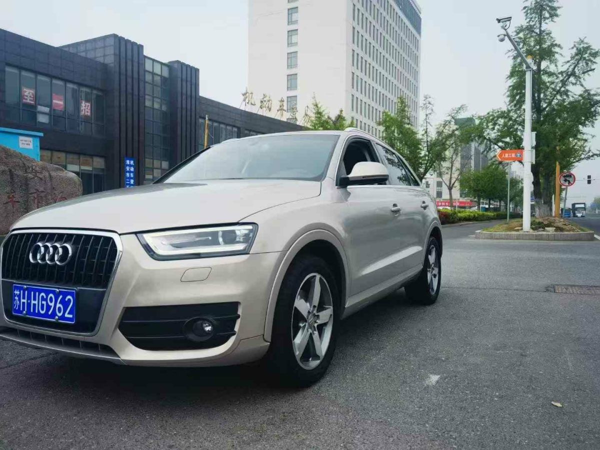 2015年1月奧迪 奧迪Q3  2015款 Q3 2.0TFSI 35TFSI quattro 技術(shù)型