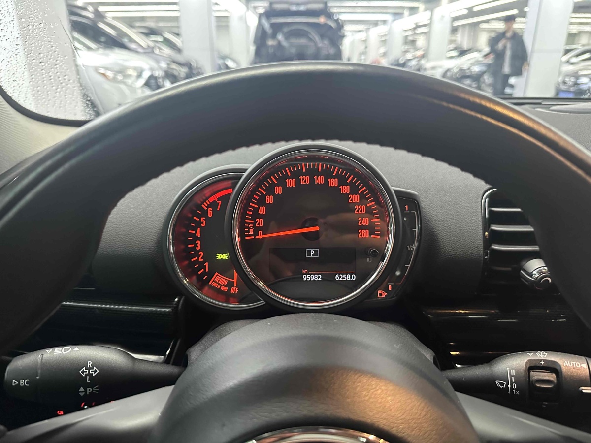 MINI CLUBMAN  2018款 1.5T COOPER 經(jīng)典派圖片