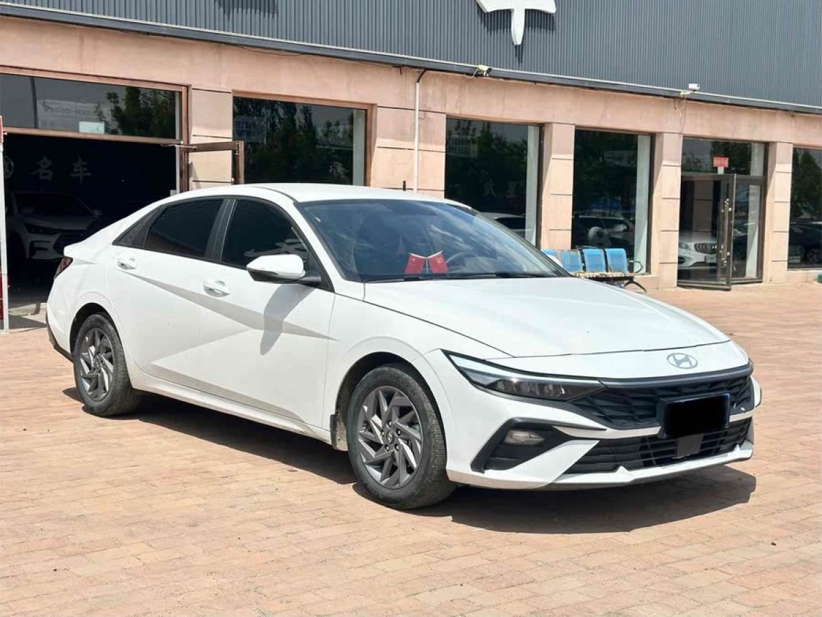 現(xiàn)代 伊蘭特  2023款 1.5L CVT GLX精英版圖片